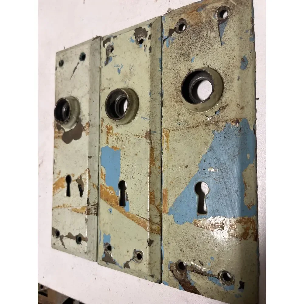 Vintage Metal Door Knob Back Plates Skeleton Key Antique